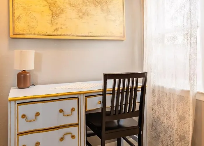 Charming French